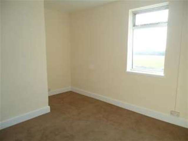  Image of 2 bedroom Apartment to rent in Ifton Terrace Rogiet Caldicot NP26 at Rogiet, NP26 3SU