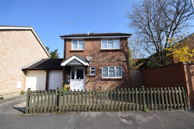  Image of 3 bedroom Detached house to rent in Ilfracombe Way Lower Earley Reading RG6 at Lower Earley Reading Sindlesham, RG6 3AQ