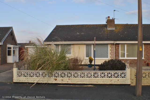  Image of 2 bedroom Bungalow to rent in Inglewood Close Fleetwood FY7 at Inglewood Close  Rossall, FY7 8PE