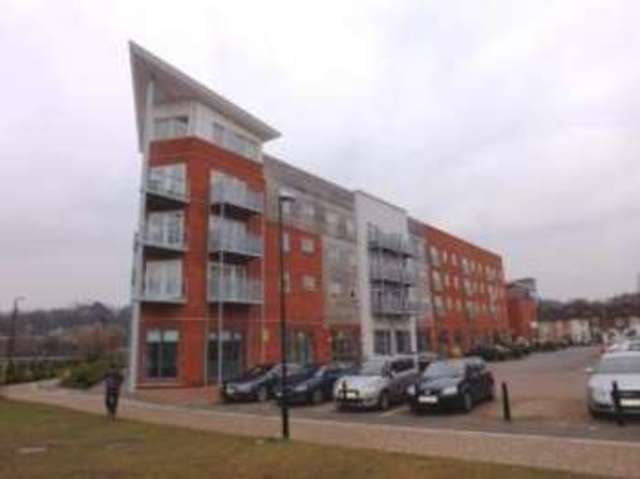  Image of 2 bedroom Flat for sale in Compair Crescent Ipswich IP2 at Ipswich Suffolk Chantry, IP2 0EH