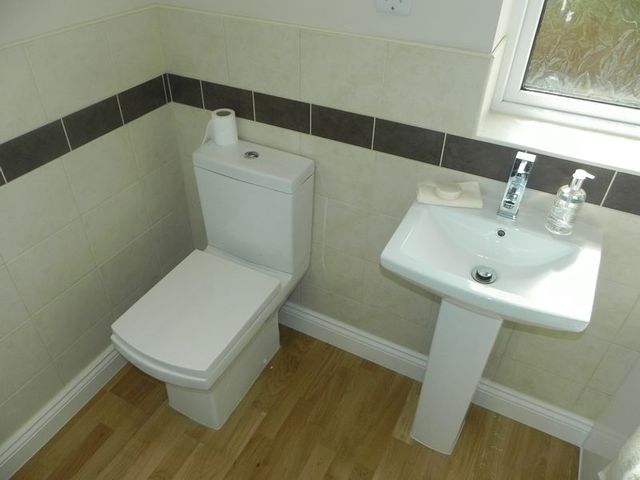  Image of 3 bedroom Semi-Detached house to rent in Jackson Crescent Stourport-on-Severn DY13 at Jackson Crescent  Stourport-On-Severn, DY13 0EW