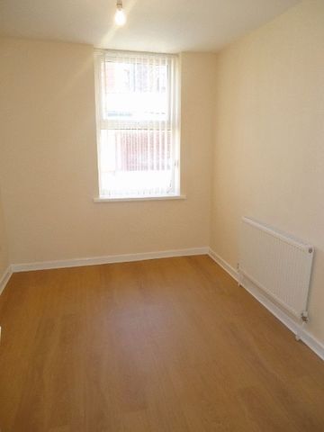  Image of 3 bedroom Terraced house to rent in James Street Garston Liverpool L19 at James Street Garston Liverpool, L19 2LS