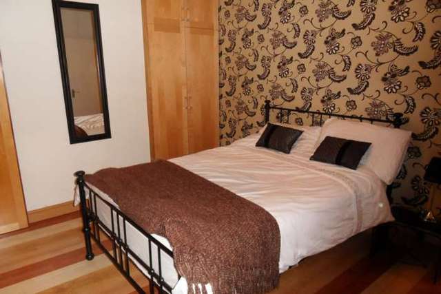  Image of 2 bedroom Semi-Detached house to rent in Jedburgh Road London E13 at Jedburgh Road Plaistow London, E13 9LG