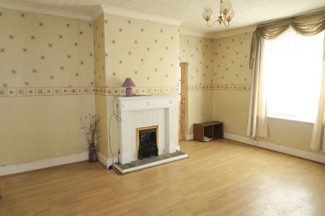  Image of 2 bedroom Terraced house for sale in Jeremy Lane Heckmondwike WF16 at Jeremy Lane  Heckmondwike, WF16 9LT