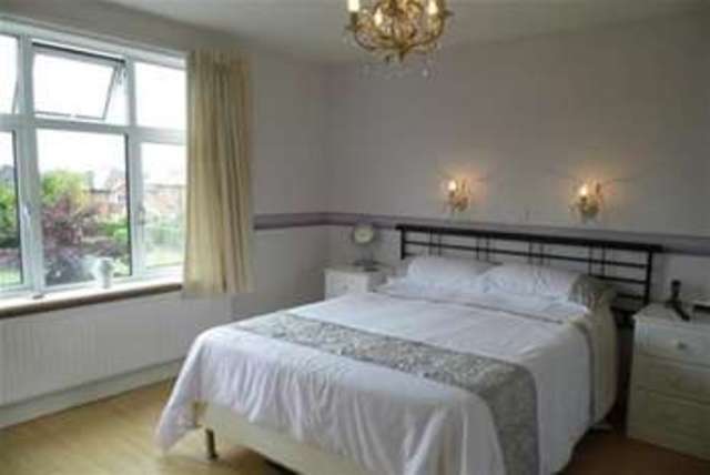  Image of 5 bedroom Detached house to rent in Kedleston Road Allestree Derby DE22 at Derby, DE22 2ND