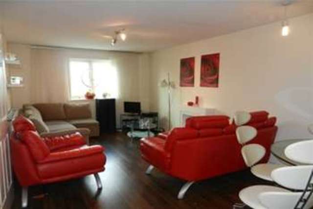 Image of 2 bedroom Flat to rent in Queen Street Kettering NN16 at Kettering, NN16 0DW