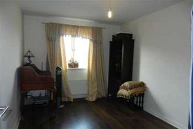  Image of 2 bedroom Flat to rent in Queen Street Kettering NN16 at Kettering, NN16 0DW