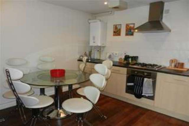  Image of 2 bedroom Flat to rent in Queen Street Kettering NN16 at Kettering, NN16 0DW