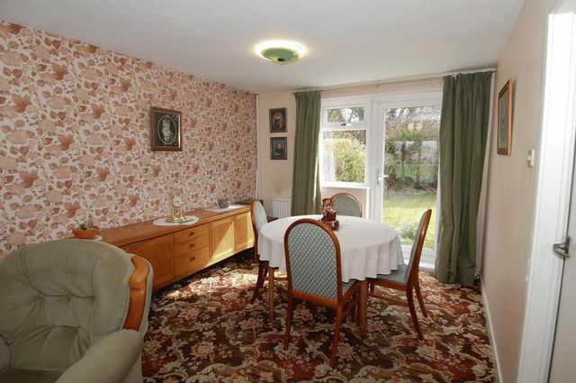  Image of 3 bedroom Semi-Detached house for sale in Croft Avenue Kidlington OX5 at Croft Avenue  Kidlington, OX5 2HT