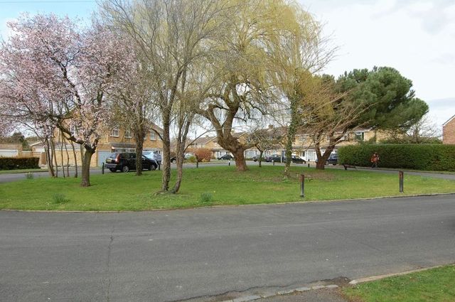 Image of 3 bedroom Semi-Detached house for sale in Croft Avenue Kidlington OX5 at Croft Avenue  Kidlington, OX5 2HT