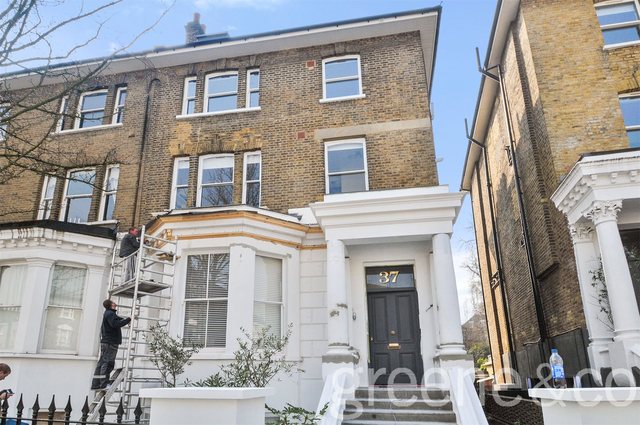  Image of Flat to rent in King Henrys Road London NW3 at Primrose Hill London Camden, NW3 3QR