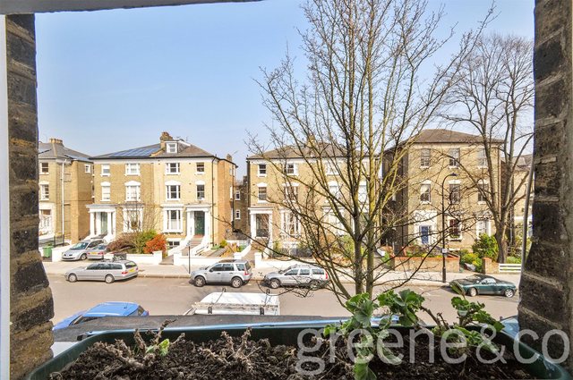  Image of Flat to rent in King Henrys Road London NW3 at Primrose Hill London Camden, NW3 3QR