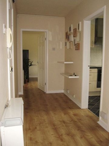  Image of 1 bedroom Flat to rent in Hill Village Road Sutton Coldfield B75 at Hill Village Four Oaks Birmingham, B75 5DP