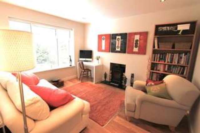  Image of 3 bedroom Detached house for sale in Kings Lane South Heath Great Missenden HP16 at SOUTH HEATH HP16 SOUTH HEATH, HP16 0QY
