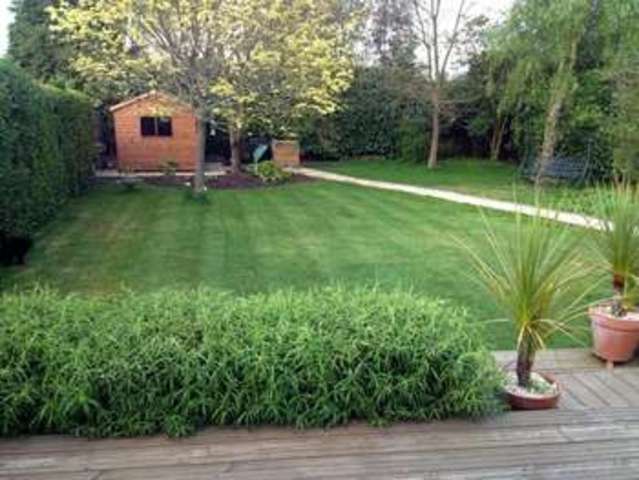  Image of 3 bedroom Detached house for sale in Kings Lane South Heath Great Missenden HP16 at SOUTH HEATH HP16 SOUTH HEATH, HP16 0QY