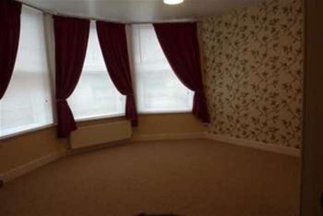  Image of 1 bedroom Flat to rent in Kingsbridge Road Parkstone Poole BH14 at Poole, BH14 8TL