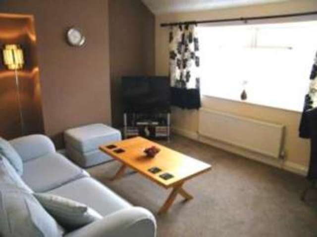  Image of 2 bedroom Flat for sale in Kingsway Kingswood Bristol BS15 at Kingswood Bristol Kingswood, BS15 8AH