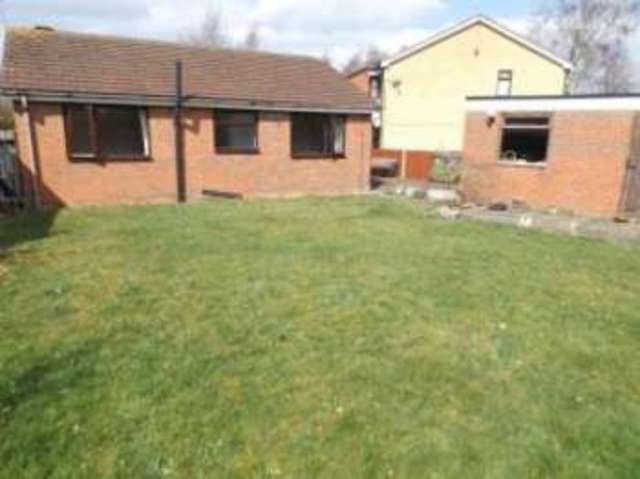  Image of 2 bedroom Bungalow for sale in Kirmington Close Lincoln LN6 at Lincoln Lincolnshire Swallow Beck, LN6 0SG