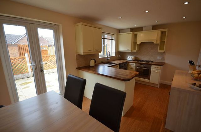  Image of 3 bedroom Terraced house for sale in Knavesmire Avenue Dinnington Sheffield S25 at Knavesmire Avenue Dinnington Sheffield, S25 3RP