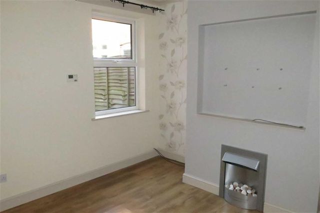  Image of Detached house to rent in Knight Street Worcester WR2 at Knight Street Worcester Worcester, WR2 5DF