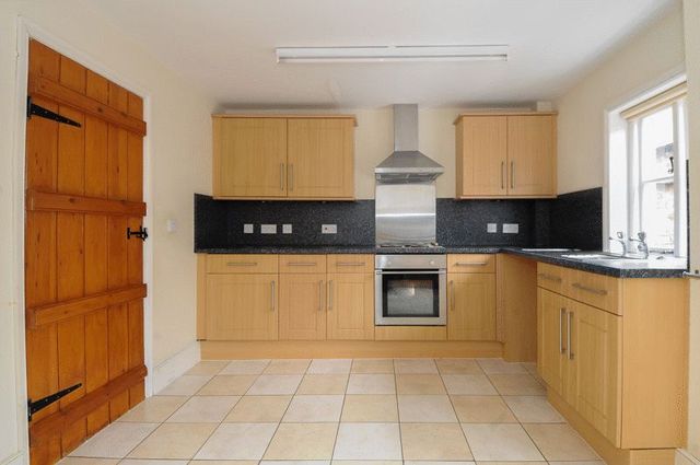 2 Bedroom Terraced House For Sale In Lakeside Cottages Standish