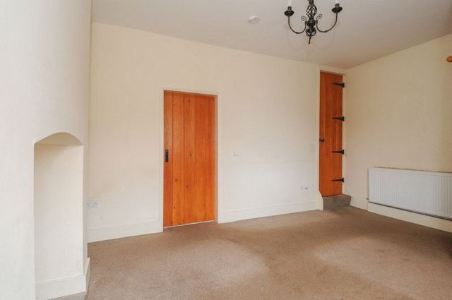 2 Bedroom Terraced House For Sale In Lakeside Cottages Standish
