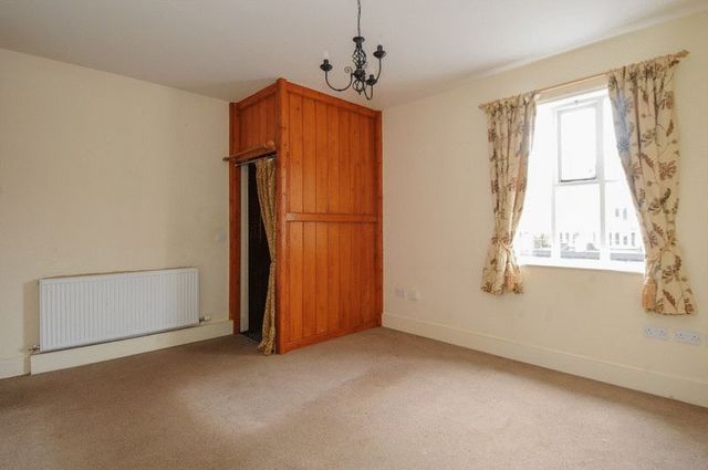 2 Bedroom Terraced House For Sale In Lakeside Cottages Standish