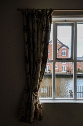 2 Bedroom Terraced House For Sale In Lakeside Cottages Standish