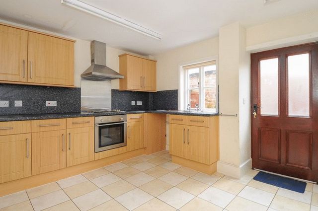 2 Bedroom Terraced House For Sale In Lakeside Cottages Standish