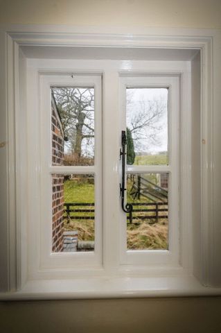 2 Bedroom Terraced House For Sale In Lakeside Cottages Standish