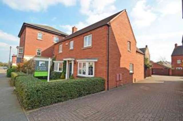  Image of 4 bedroom Detached house for sale in Lancut Hill Rugby CV23 at Lancut Hill  Rugby, CV23 0JR