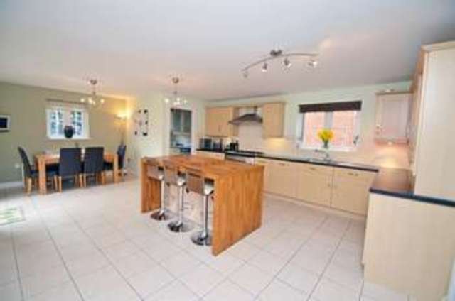  Image of 4 bedroom Detached house for sale in Lancut Hill Rugby CV23 at Lancut Hill  Rugby, CV23 0JR