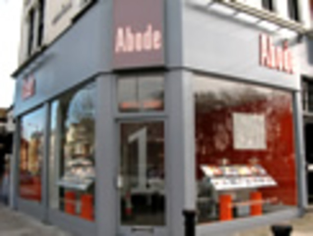 Image of 2 bedroom Flat to rent in Lavender Sweep London SW11 at Clapham Juncation, SW11 1EA