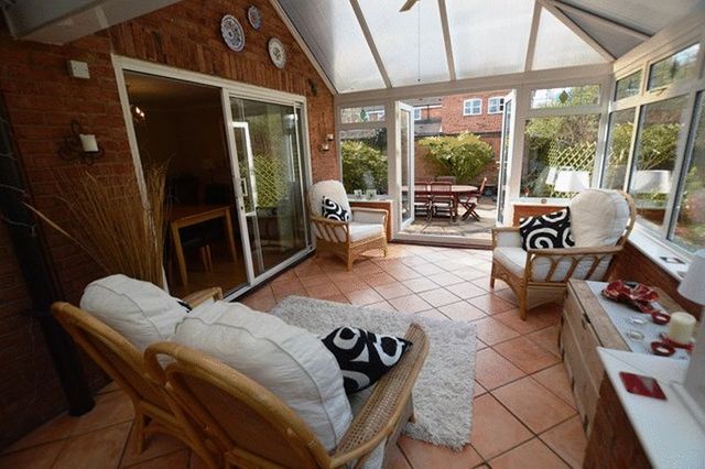  Image of 4 bedroom Detached house for sale in Lanesborough Drive Thurcaston Leicester LE7 at Lanesborough Drive  Thurcaston, LE7 7JT