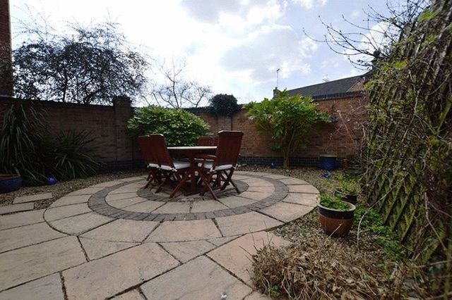  Image of 4 bedroom Detached house for sale in Lanesborough Drive Thurcaston Leicester LE7 at Lanesborough Drive  Thurcaston, LE7 7JT