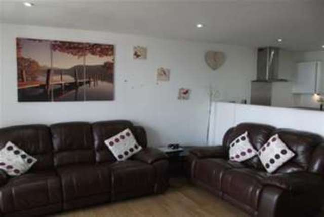  Image of 2 bedroom Flat to rent in Albert Basin Way London E16 at London, E16 2QP