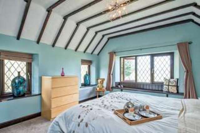  Image of 3 bedroom Semi-Detached house for sale in Thornhill Thornhill Lechlade GL7 at Thornhill Lechlade Gloucestershire, GL7 3DX