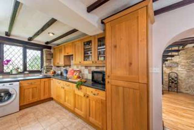  Image of 3 bedroom Semi-Detached house for sale in Thornhill Thornhill Lechlade GL7 at Thornhill Lechlade Gloucestershire, GL7 3DX