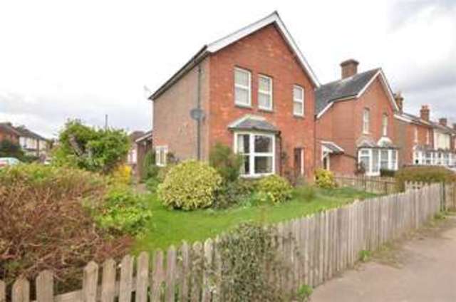  Image of 3 bedroom Detached house for sale in Lee Street Horley RH6 at Horley Surrey Horley, RH6 8EQ