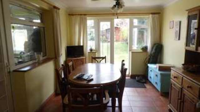  Image of 3 bedroom Detached house for sale in Leonard Drive Rayleigh SS6 at Leonard Drive  Rayleigh, SS6 9EA
