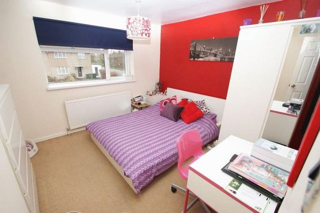  Image of 3 bedroom Detached house for sale in Ritcroft Street Hemel Hempstead HP3 at Ritcroft Street  Hemel Hempstead, HP3 8PE
