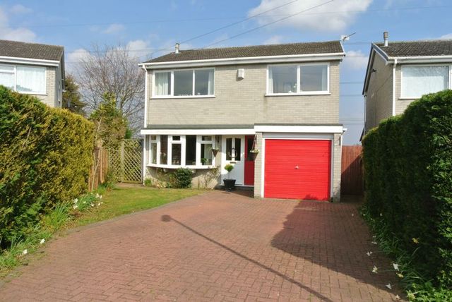  Image of 4 bedroom Detached house for sale in Leys Close Barrowby Grantham NG32 at Leys Close Barrowby Grantham, NG32 1TQ