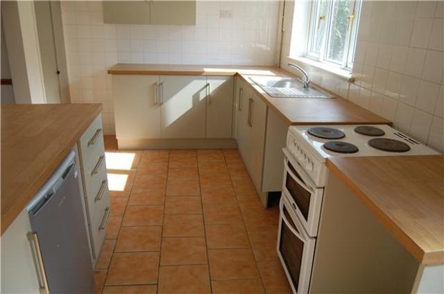  Image of 3 bedroom Semi-Detached house to rent in Libertus Road Cheltenham GL51 at Gloucestershire, GL51 7EP