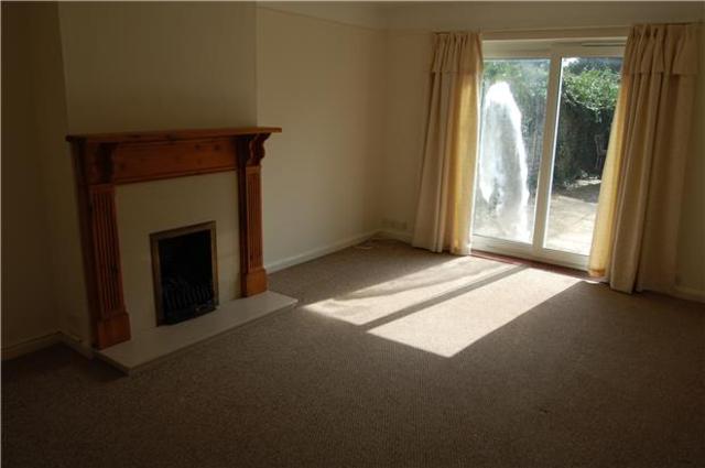  Image of 3 bedroom Semi-Detached house to rent in Libertus Road Cheltenham GL51 at Gloucestershire, GL51 7EP