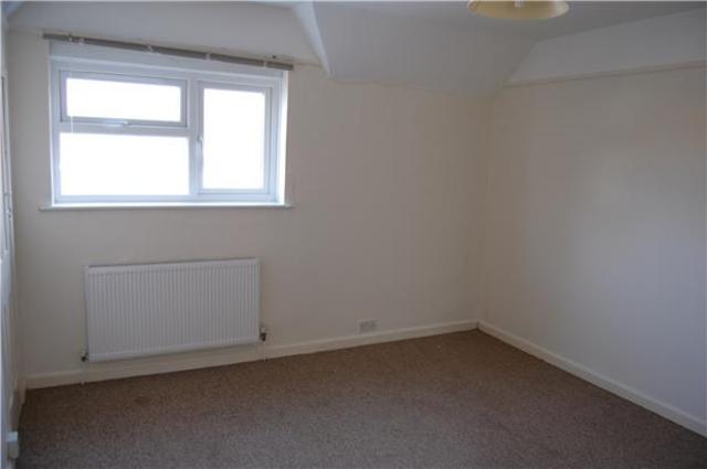  Image of 3 bedroom Semi-Detached house to rent in Libertus Road Cheltenham GL51 at Gloucestershire, GL51 7EP