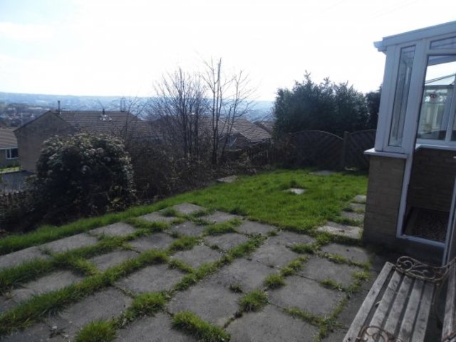  Image of 2 bedroom Detached house for sale in Lichfield Mount Bradford BD2 at Bradford West Yorkshire Bradford, BD2 1NX