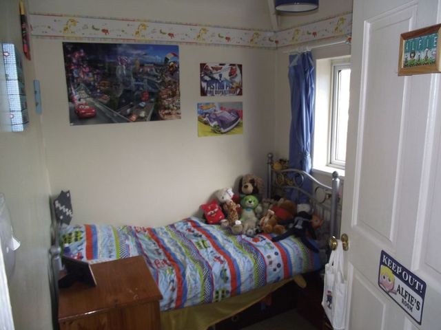  Image of 3 bedroom Semi-Detached house to rent in Lincoln Road Newark NG24 at Lincoln Road  Newark, NG24 2DF