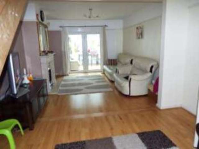  Image of 2 bedroom Bungalow for sale in Linden Road Leagrave Luton LU4 at Luton Bedfordshire Leagrave, LU4 9QZ