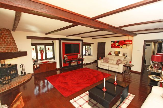  Image of 4 bedroom Detached house for sale in West Park Road Newchapel Lingfield RH7 at West Park Road Newchapel Lingfield, RH7 6HT