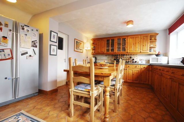  Image of 5 bedroom Detached house for sale in Linnet Grove Willenhall WV12 at Linnet Grove  Willenhall, WV12 5HF